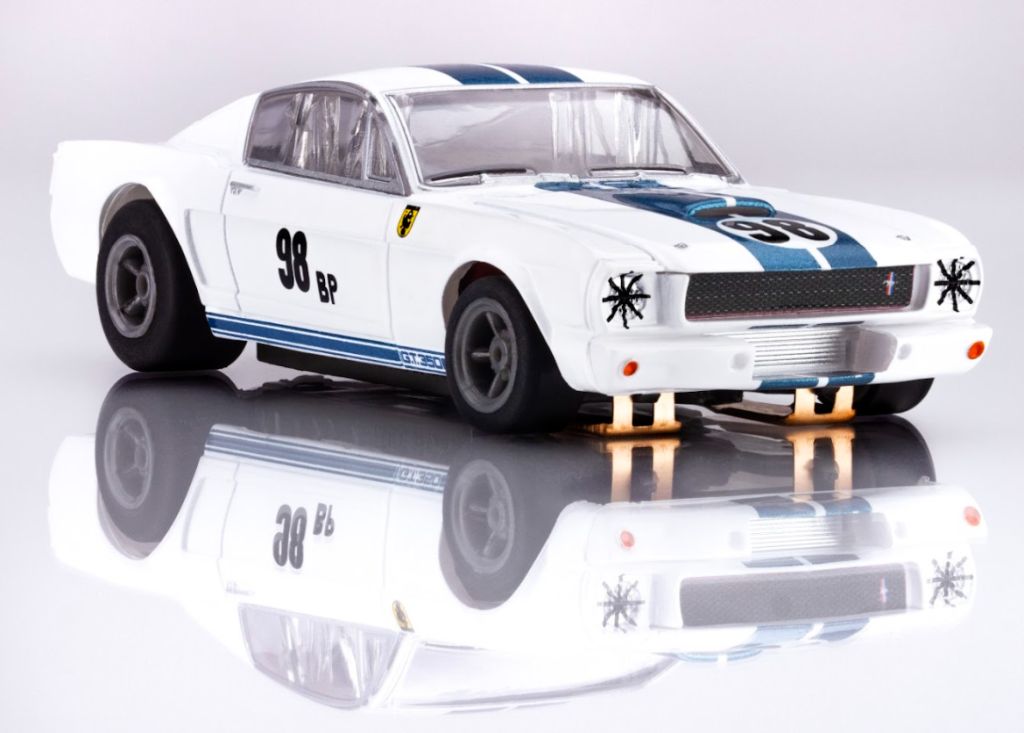 Mustang GT350R - 1965 White/Blue Miles