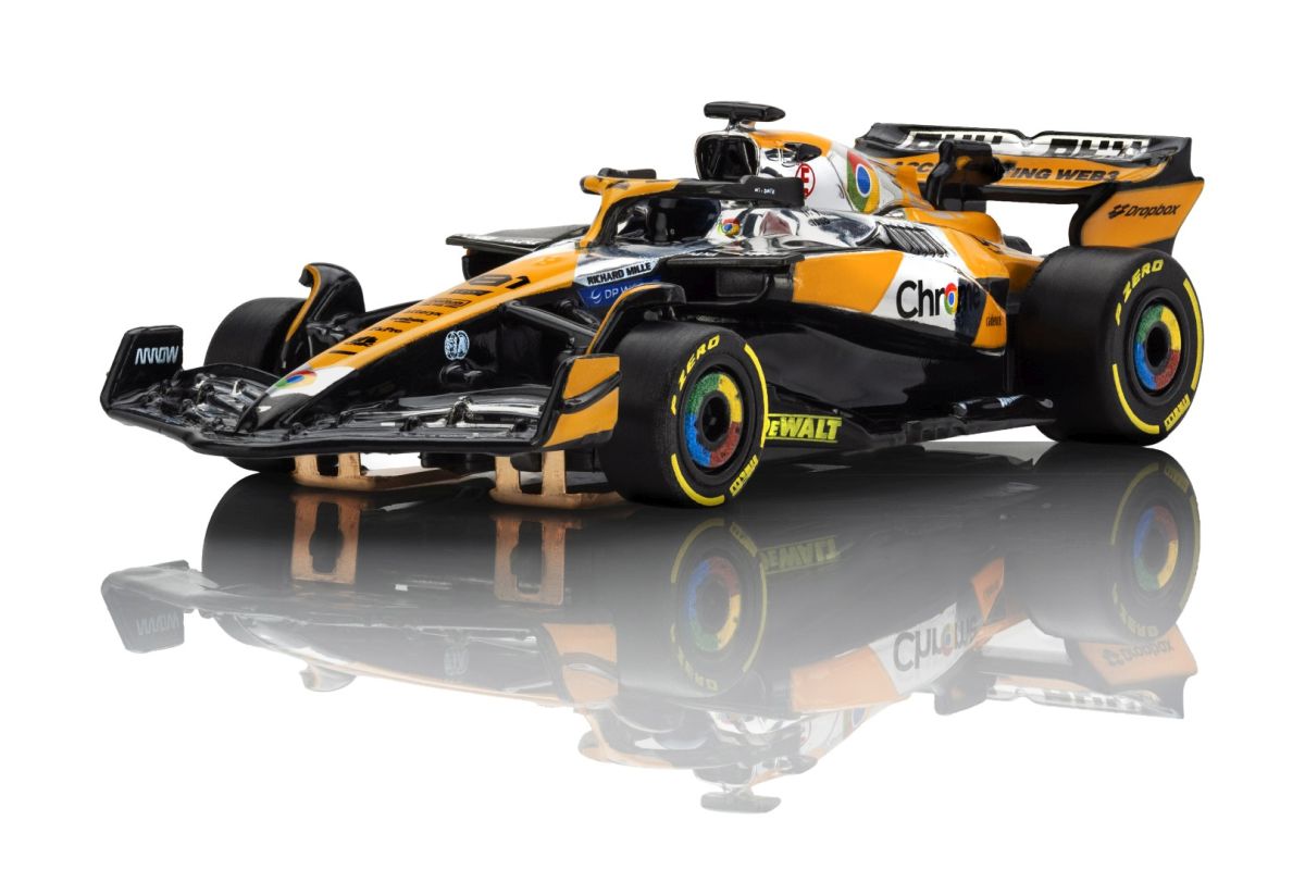 McLaren F1 MCL38 #81 Austin