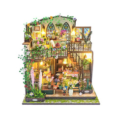 Darcy Flower House with dust cover