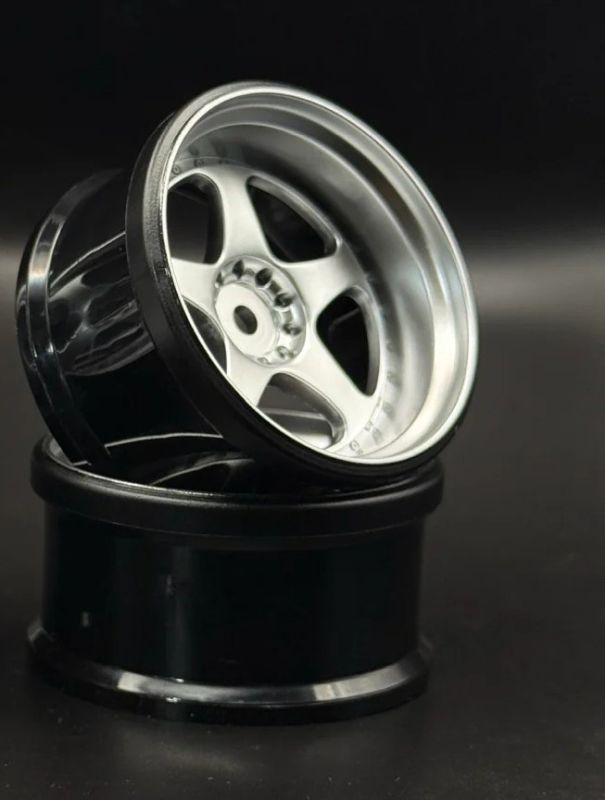 NIZ 5-Star Multipiece Style 1-10 Silver Rims, 8mm Offset