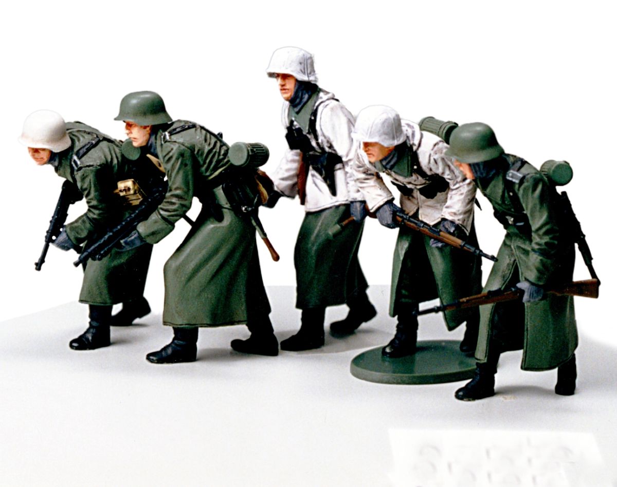 German Assault Infantry w/ Winter Gear
